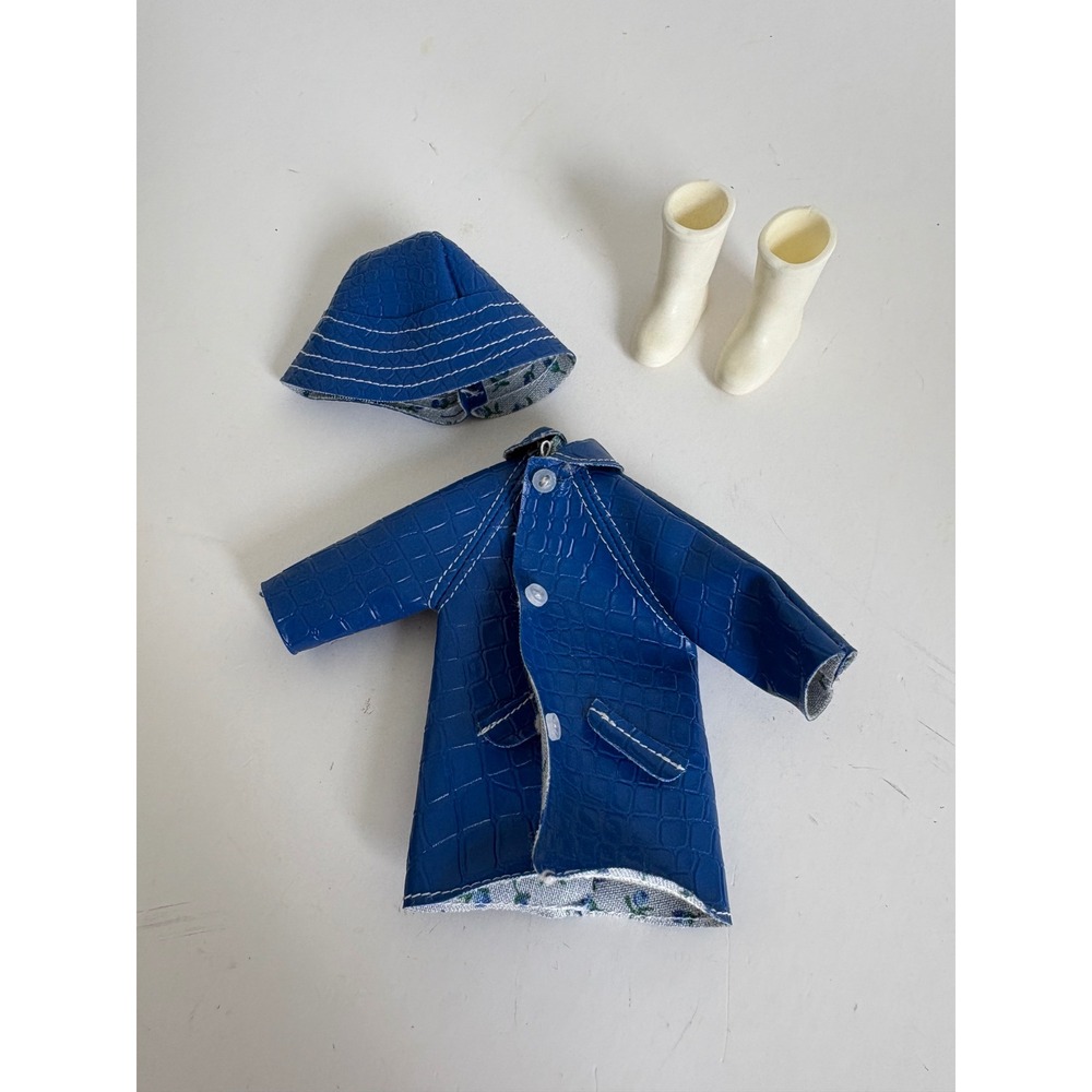Vtg Tutti Mattel Blue Croc Vinyl Raincoat Hat Boots Doll Outfit 1966‎ Complete